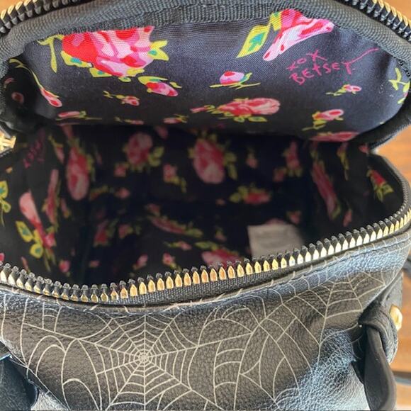 Betsey Johnson Halloween Vampire Cat Kitsch Mini Backpack - Picture 9 of 11